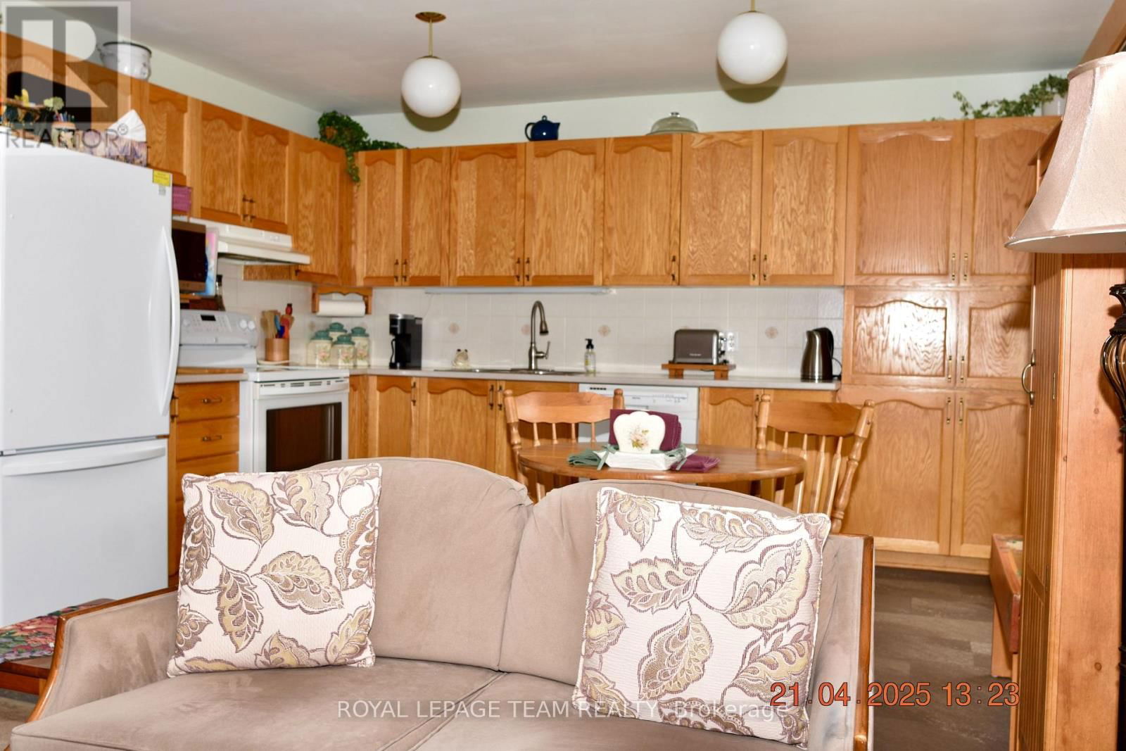 176 WINDHURST DRIVE Image 9