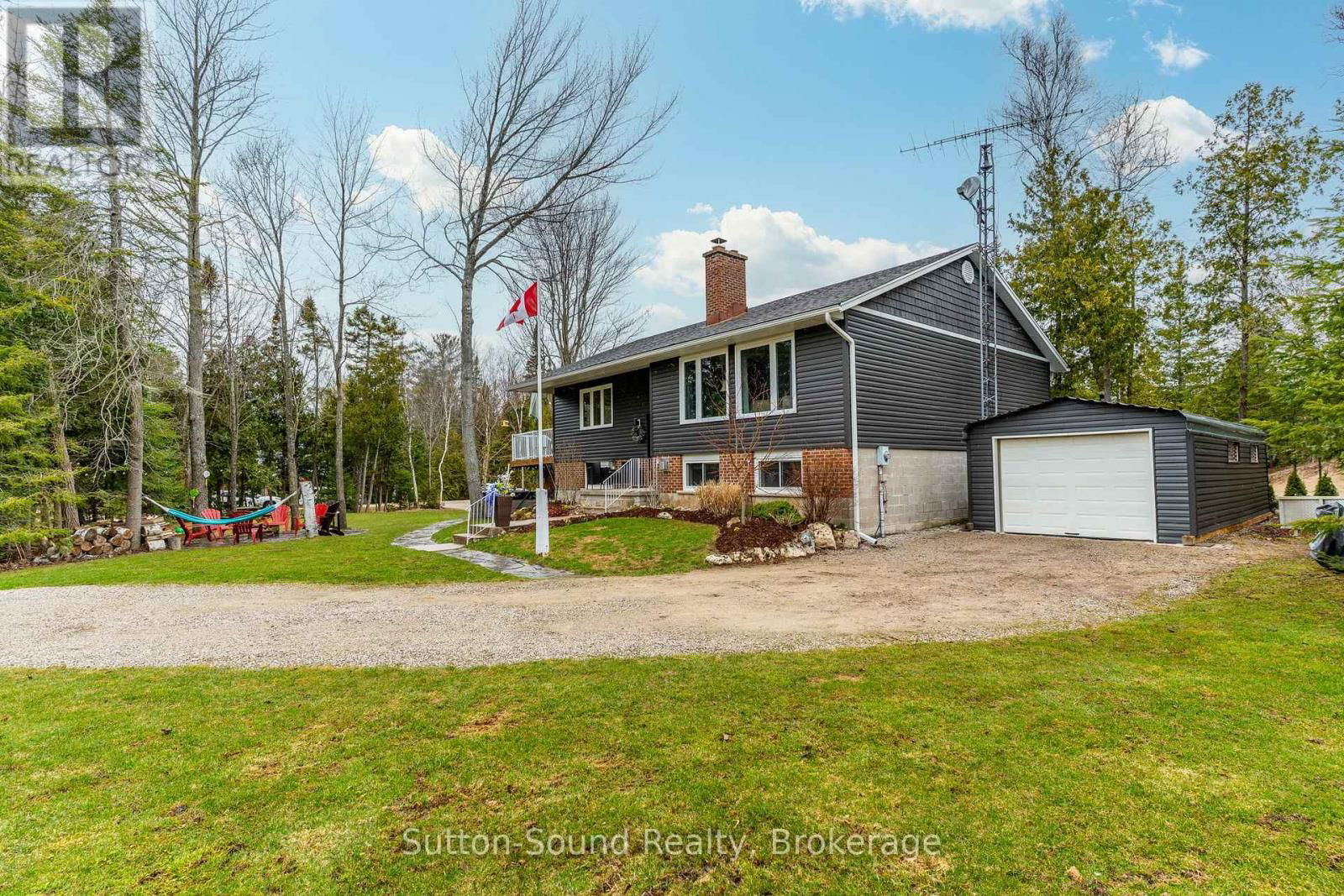 403 SIMCOE AVENUE Image 2