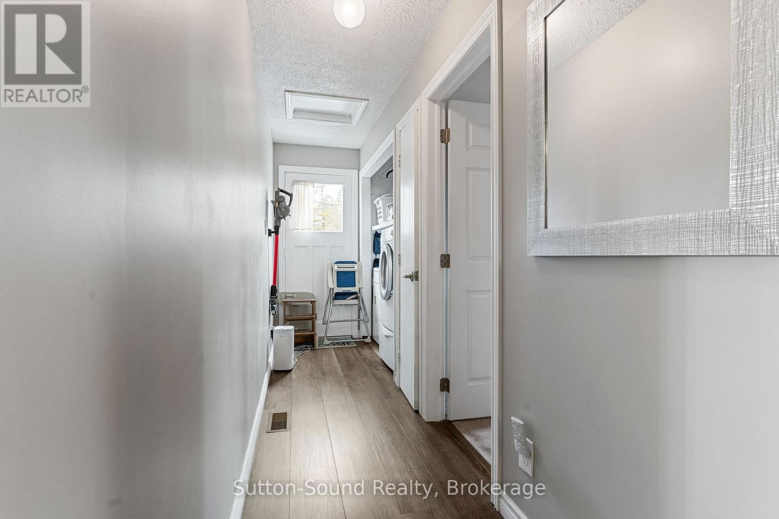 403 SIMCOE AVENUE Image 21