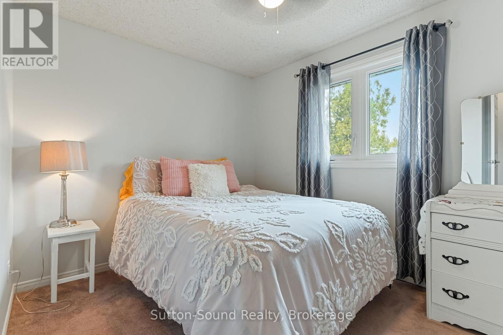 403 SIMCOE AVENUE Image 27