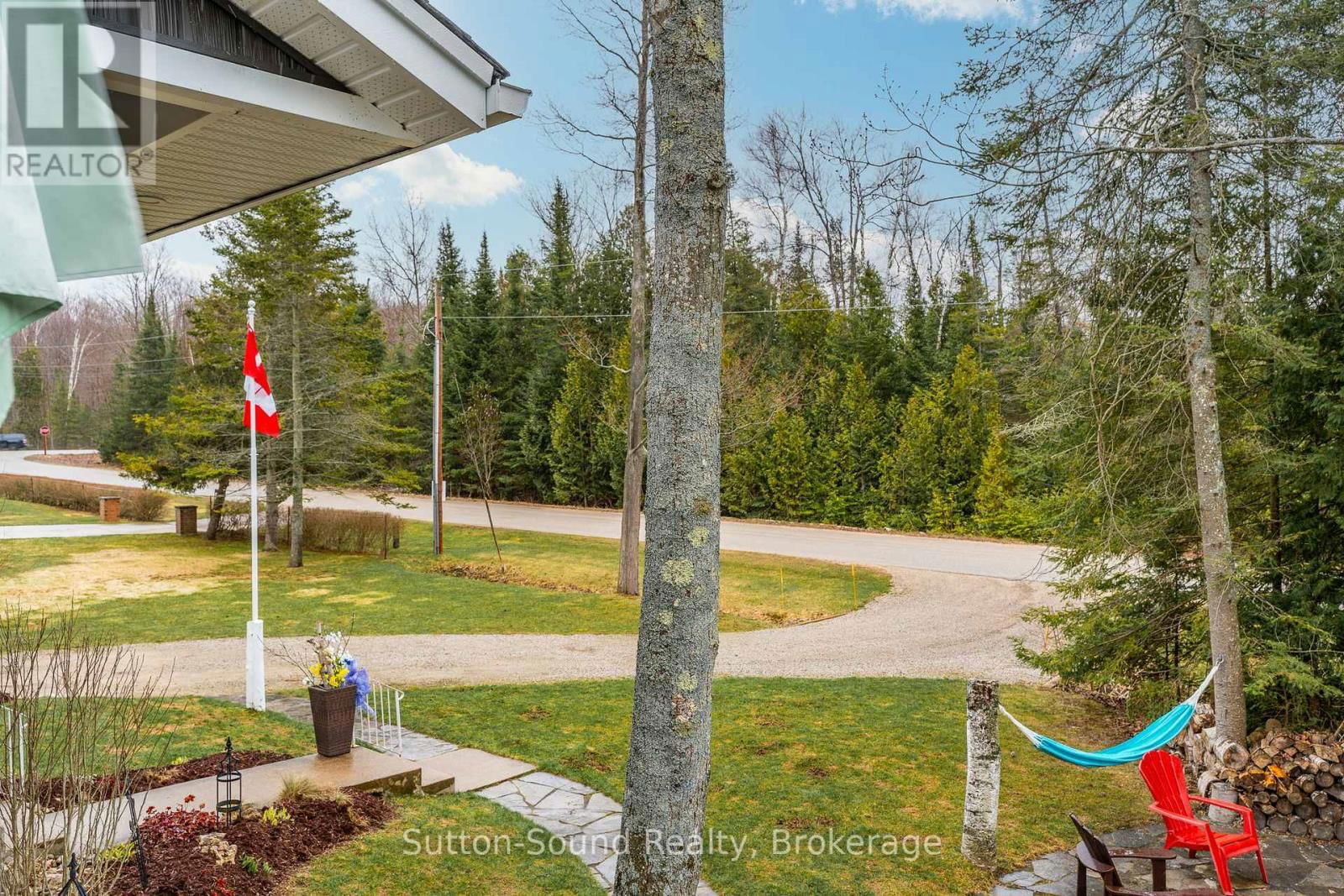 403 SIMCOE AVENUE Image 3