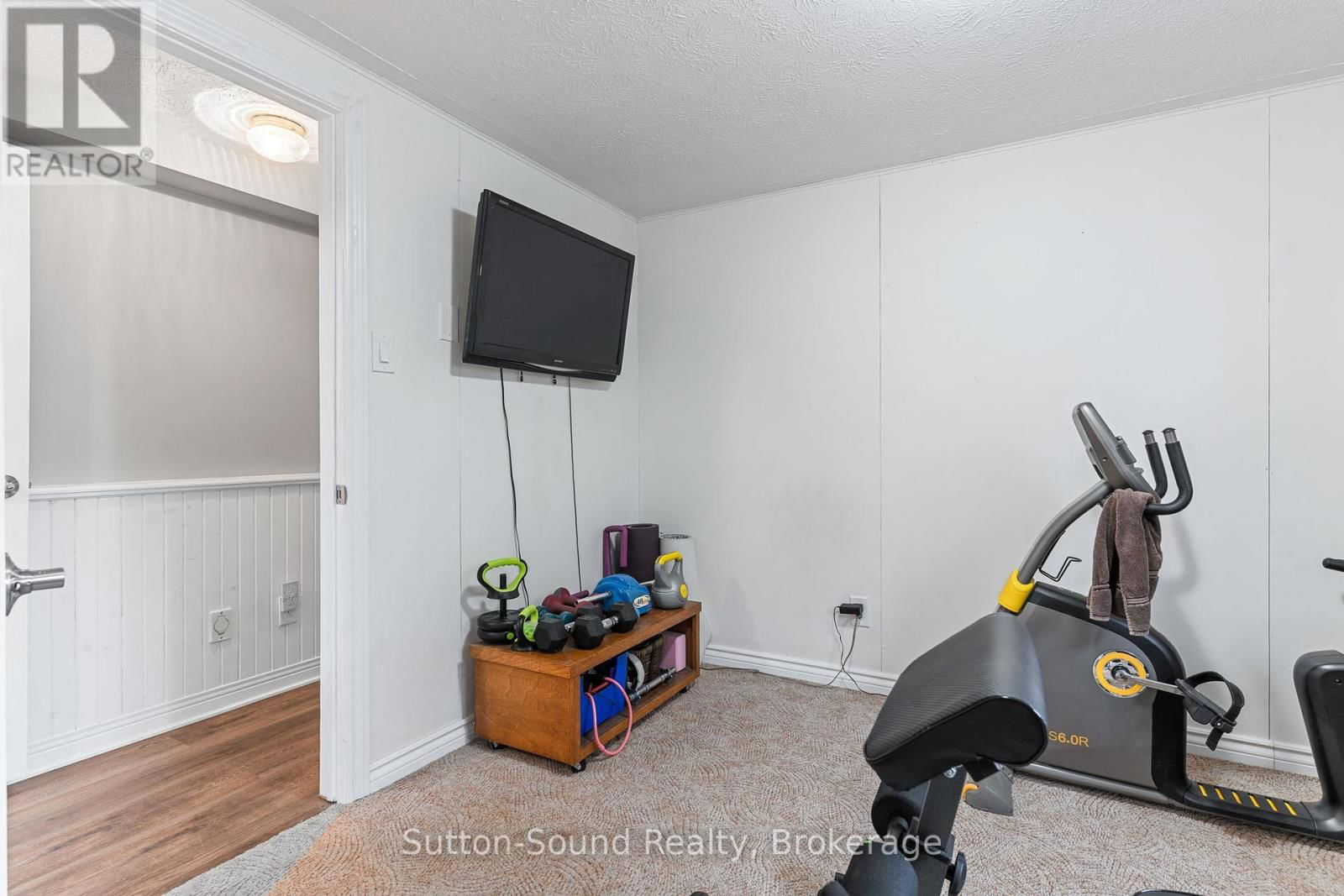 403 SIMCOE AVENUE Image 34