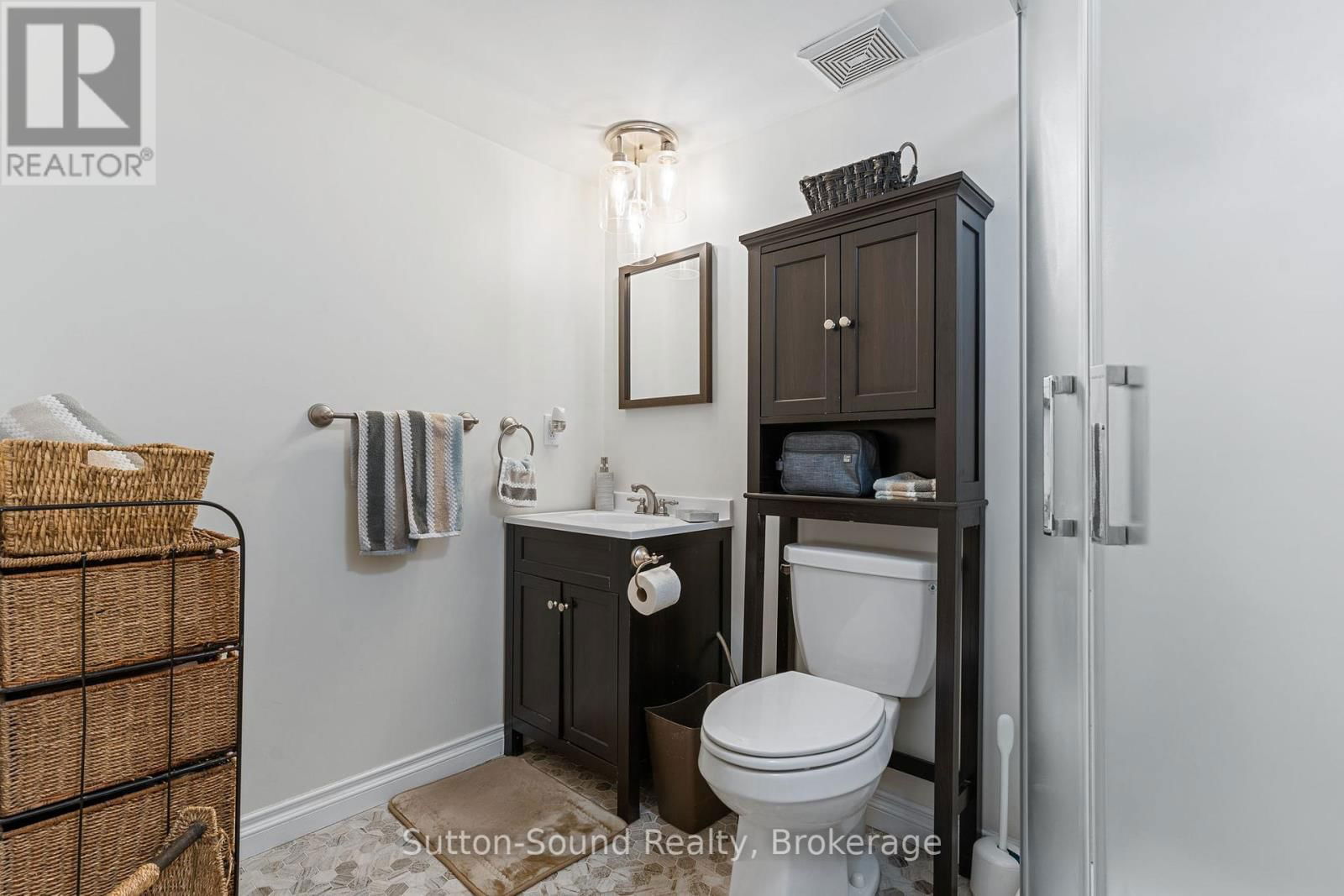 403 SIMCOE AVENUE Image 35