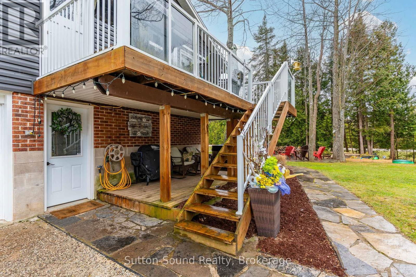 403 SIMCOE AVENUE Image 44