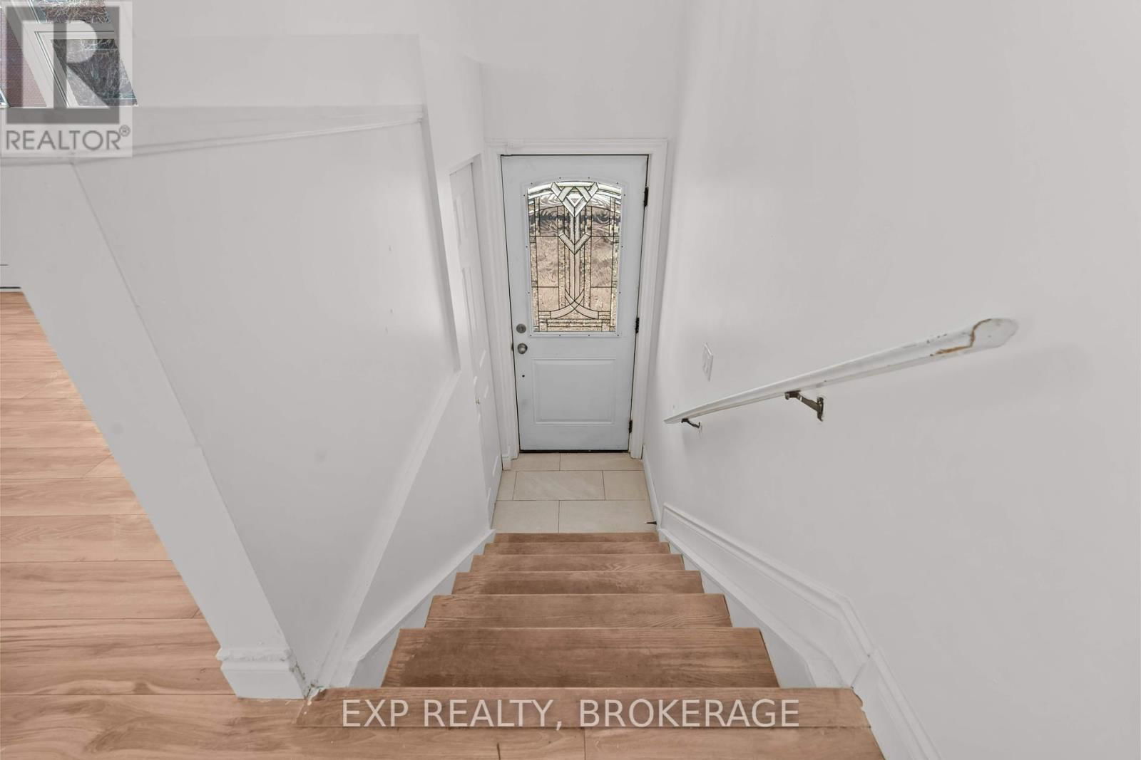 223 GUTHRIE DRIVE Image 2