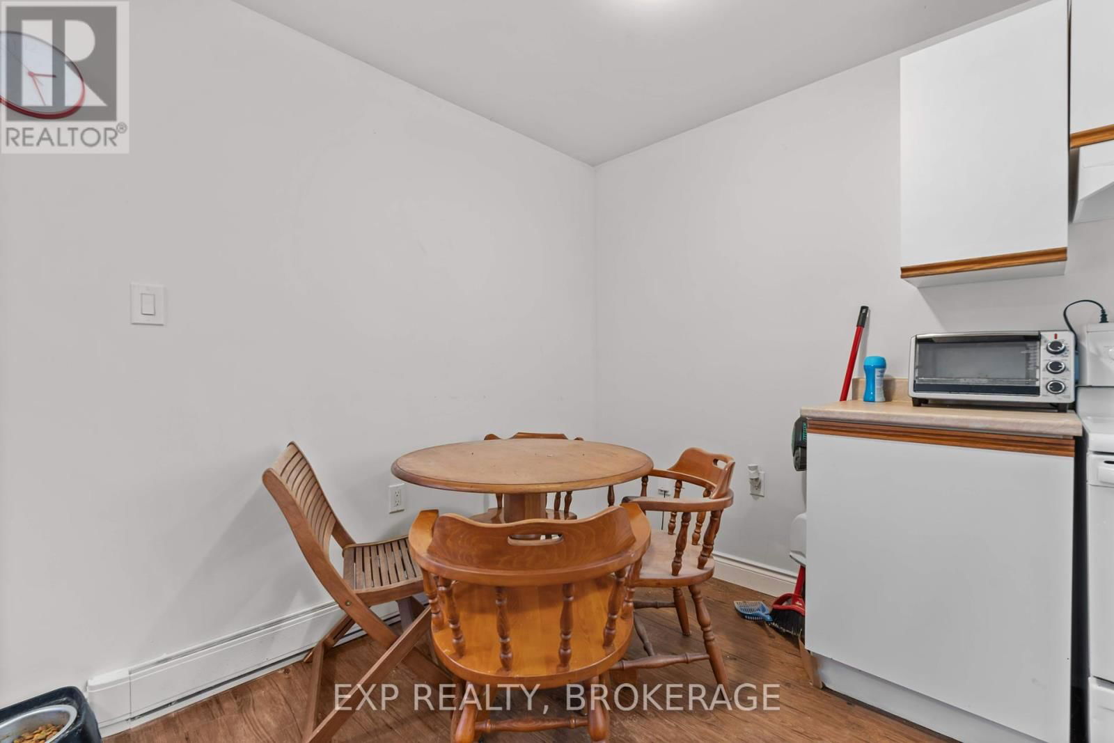 223 GUTHRIE DRIVE Image 29