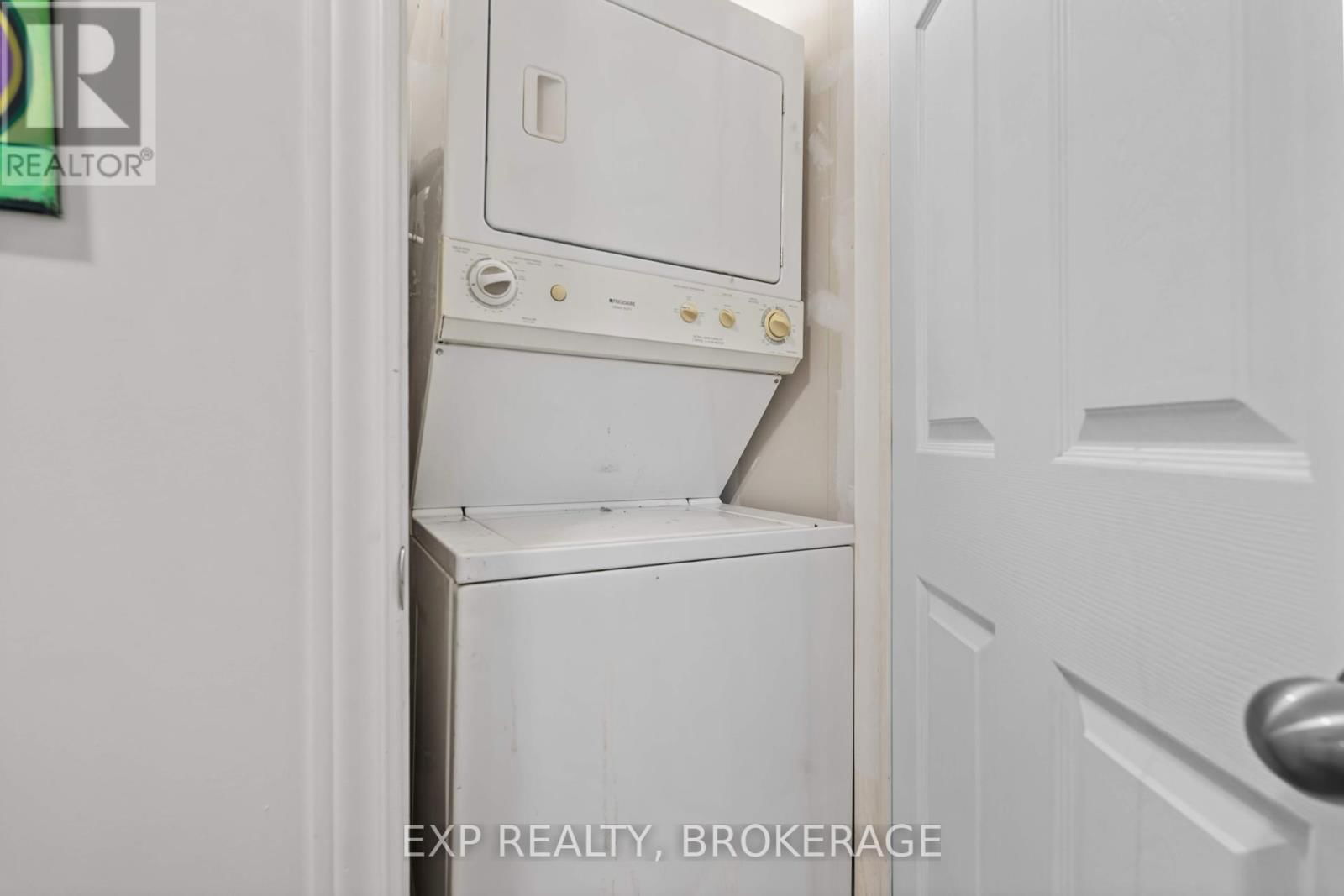 223 GUTHRIE DRIVE Image 34