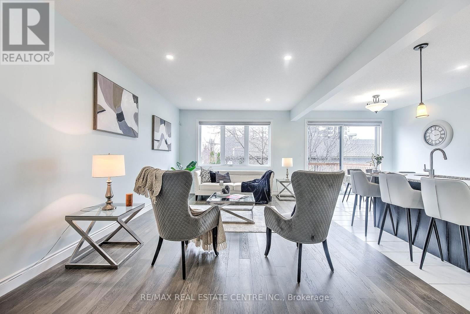 1600 NOAH BEND Image 11