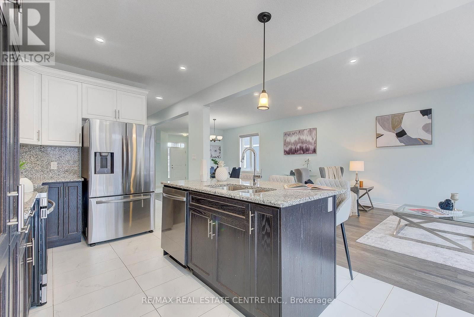 1600 NOAH BEND Image 18