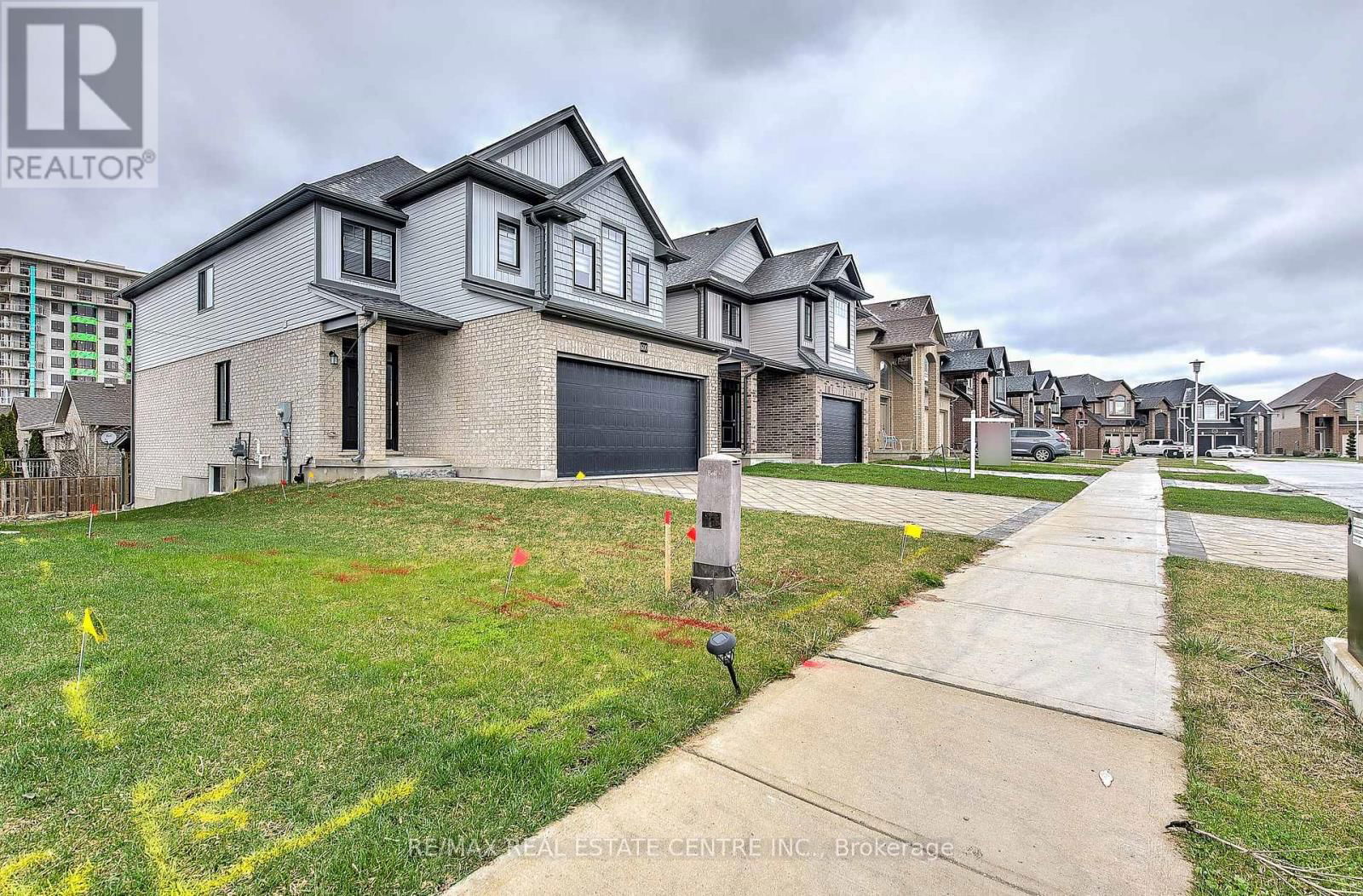 1600 NOAH BEND Image 2