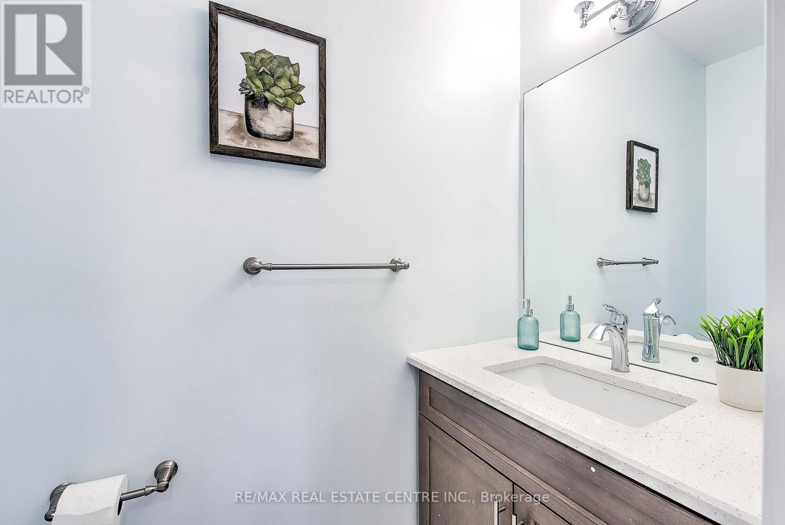 1600 NOAH BEND Image 22
