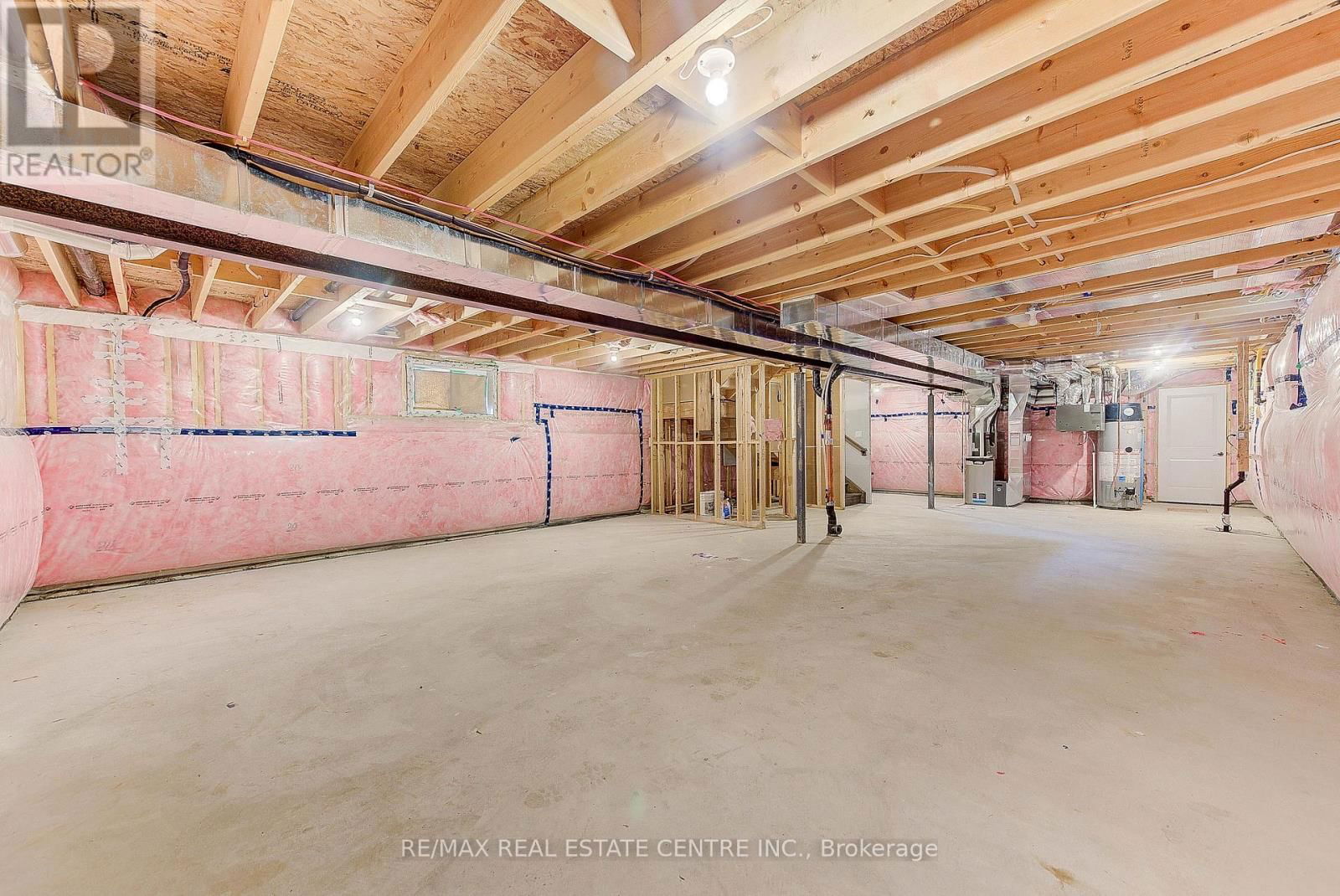 1600 NOAH BEND Image 41