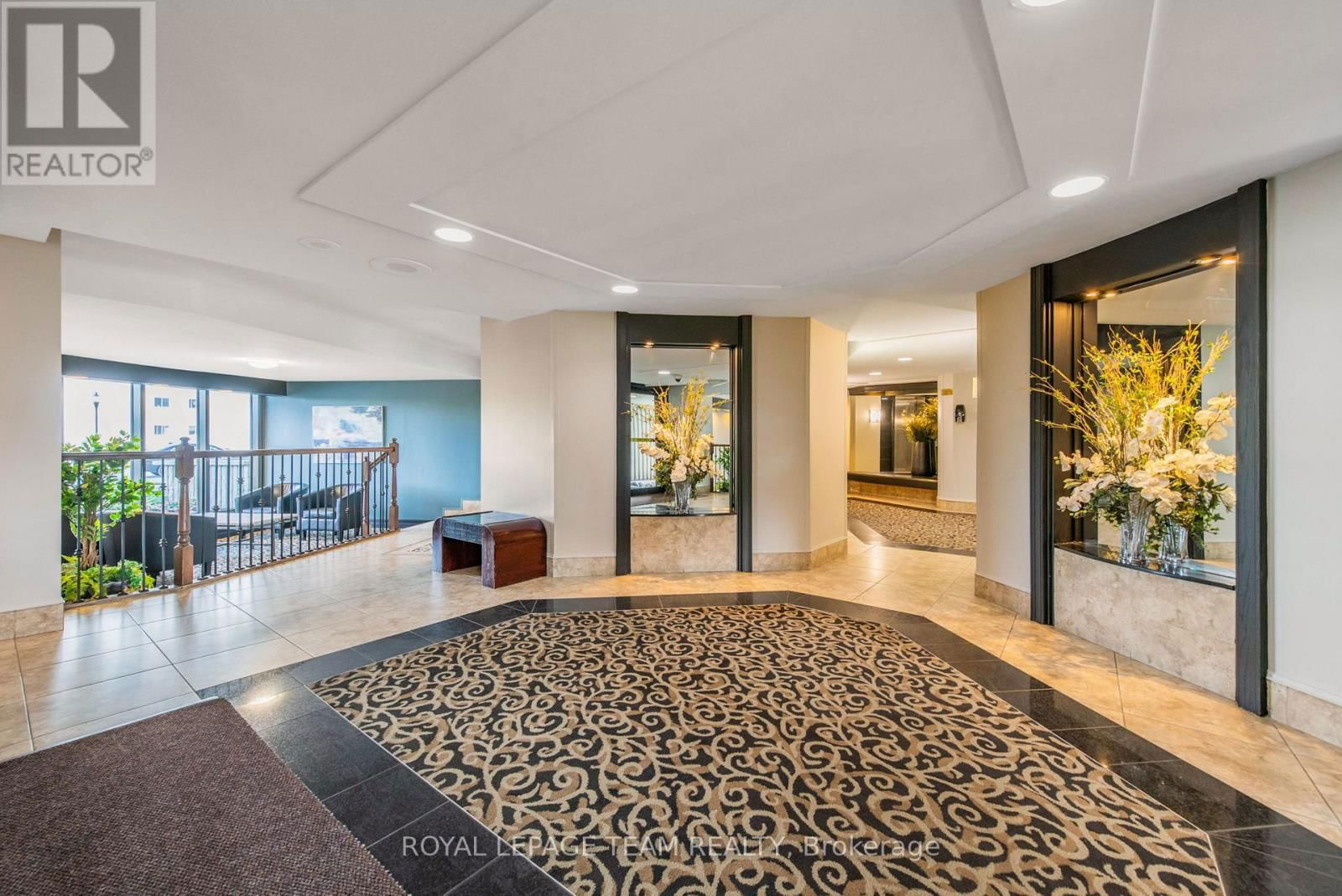 1101 - 1081 AMBLESIDE DRIVE Image 3
