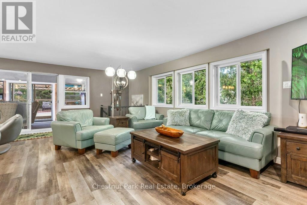 256 WOODLAND DRIVE Image 14