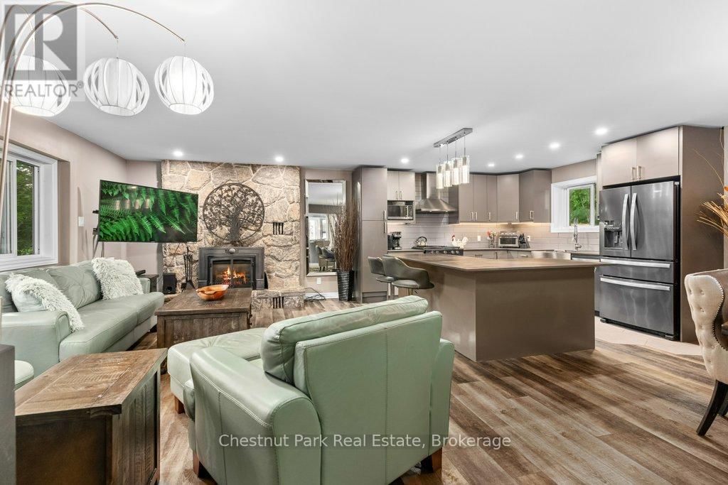 256 WOODLAND DRIVE Image 16
