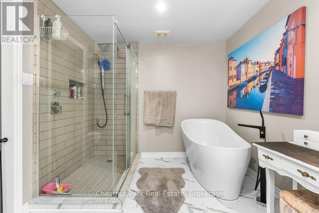 256 WOODLAND DRIVE Image 25