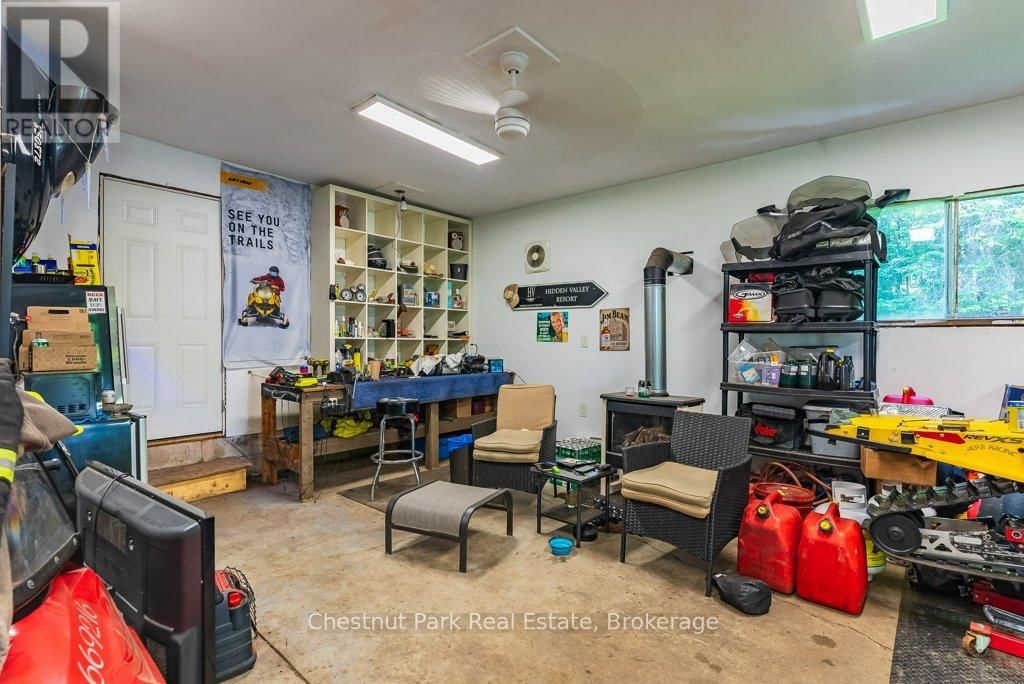 256 WOODLAND DRIVE Image 38