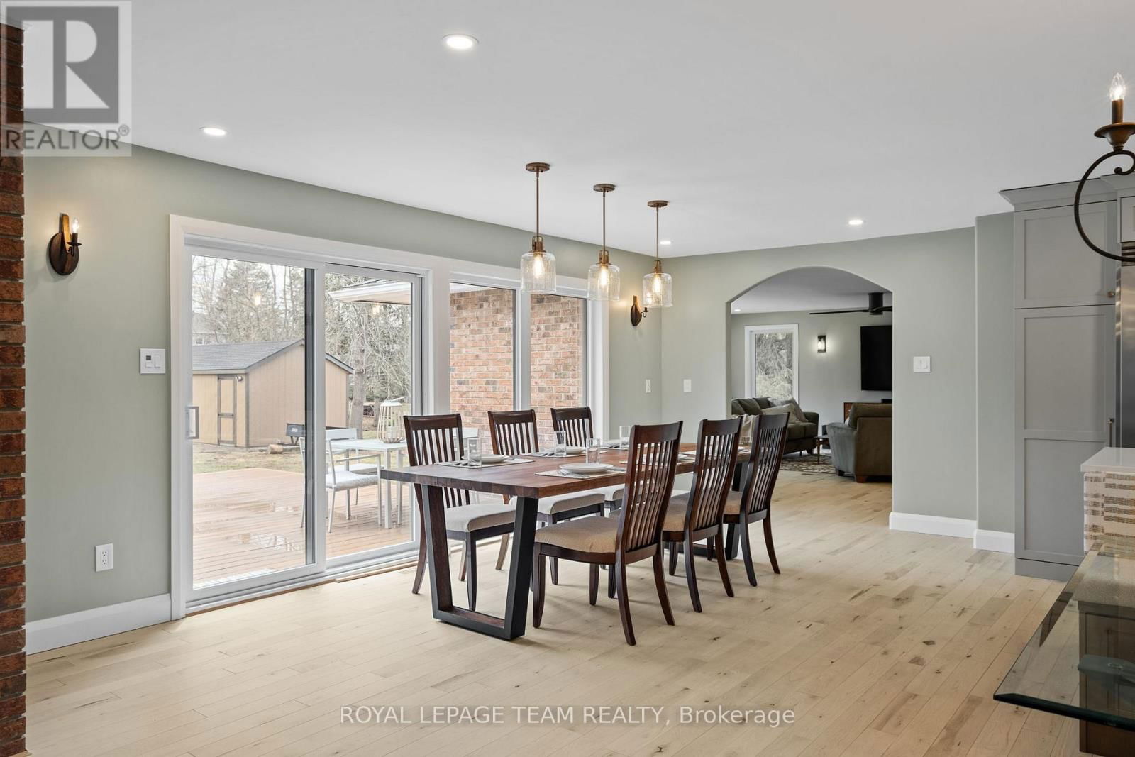 1056 HEENAN TERRACE Image 14