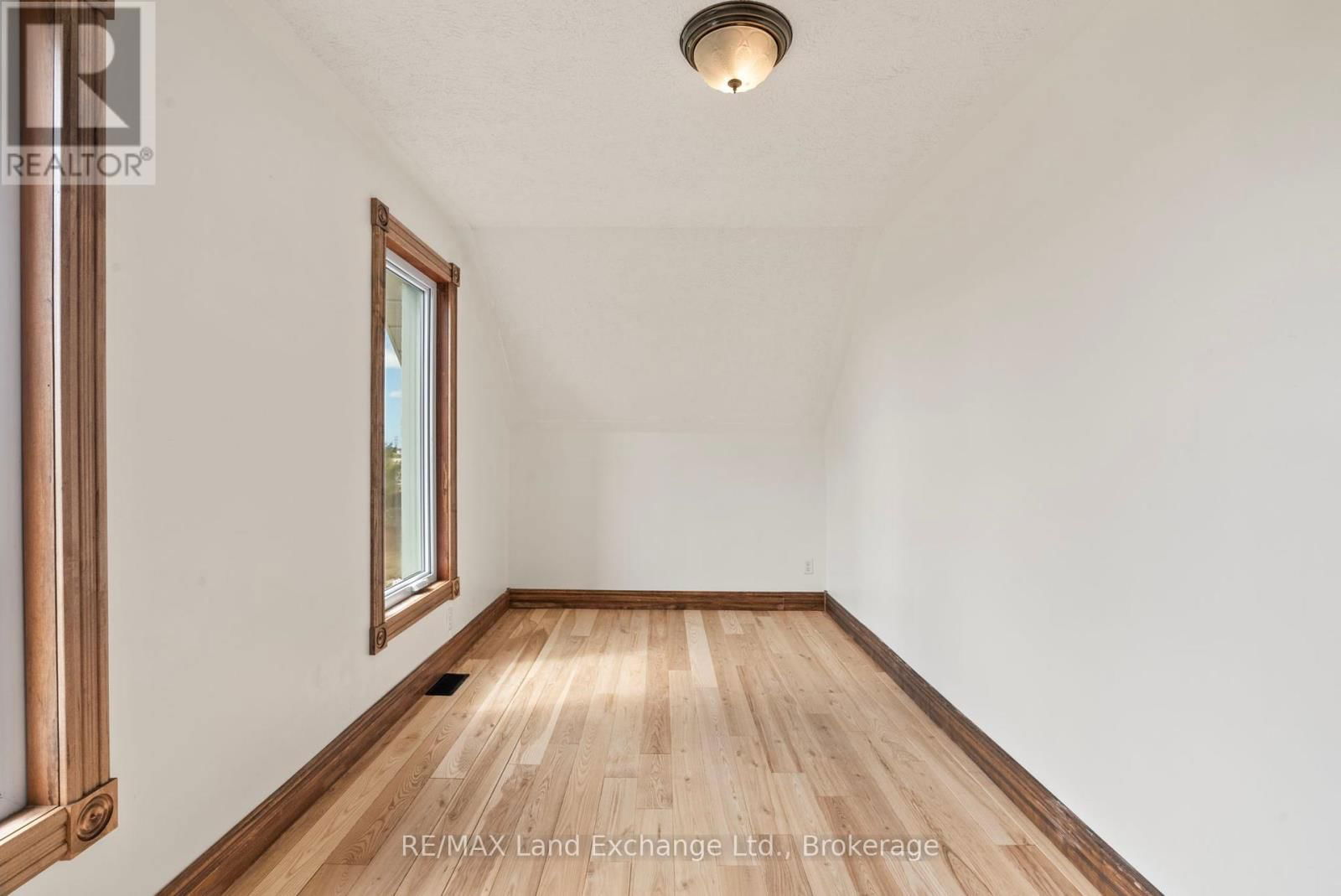 2344 BRUCE ROAD 20 Image 30
