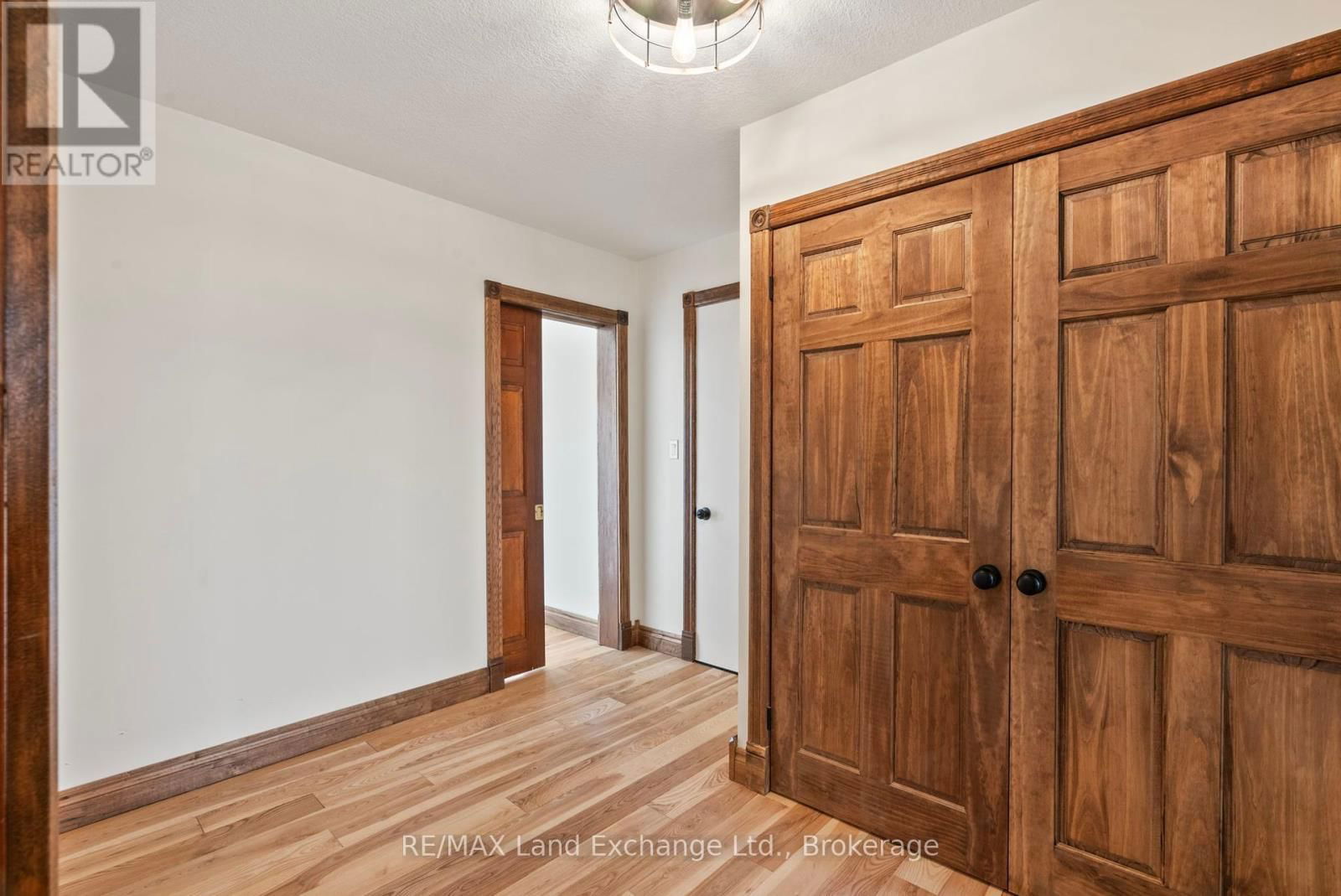 2344 BRUCE ROAD 20 Image 35