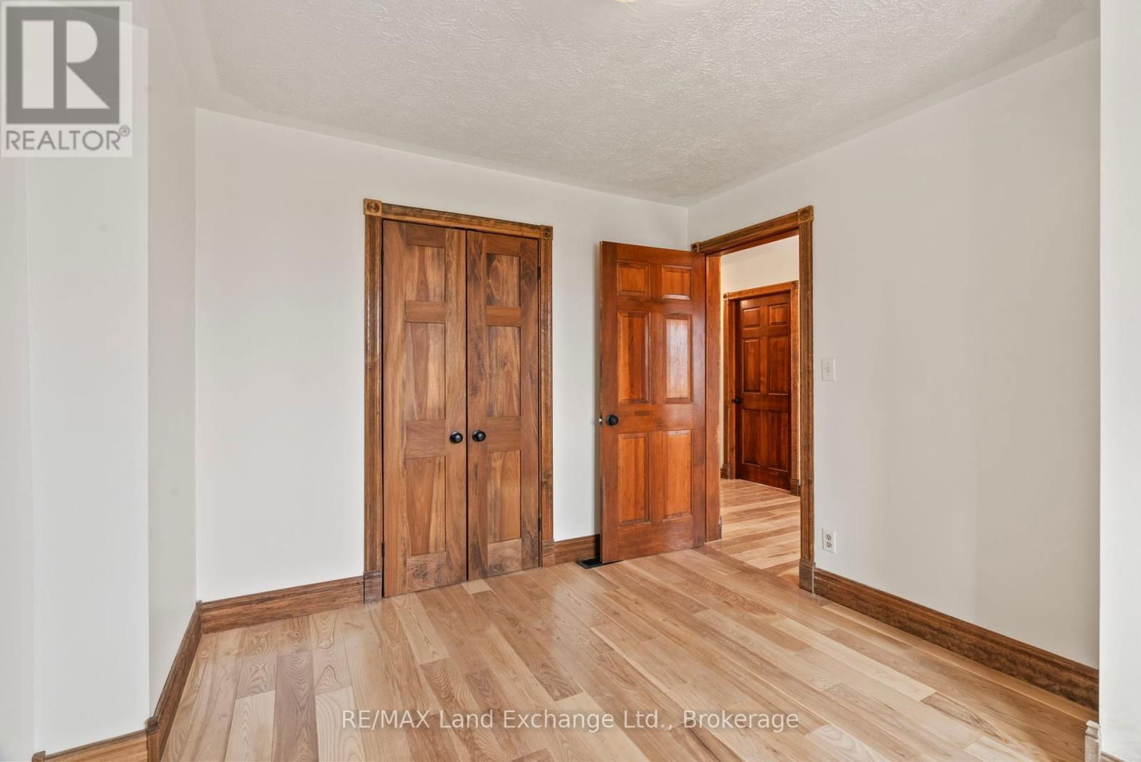 2344 BRUCE ROAD 20 Image 39