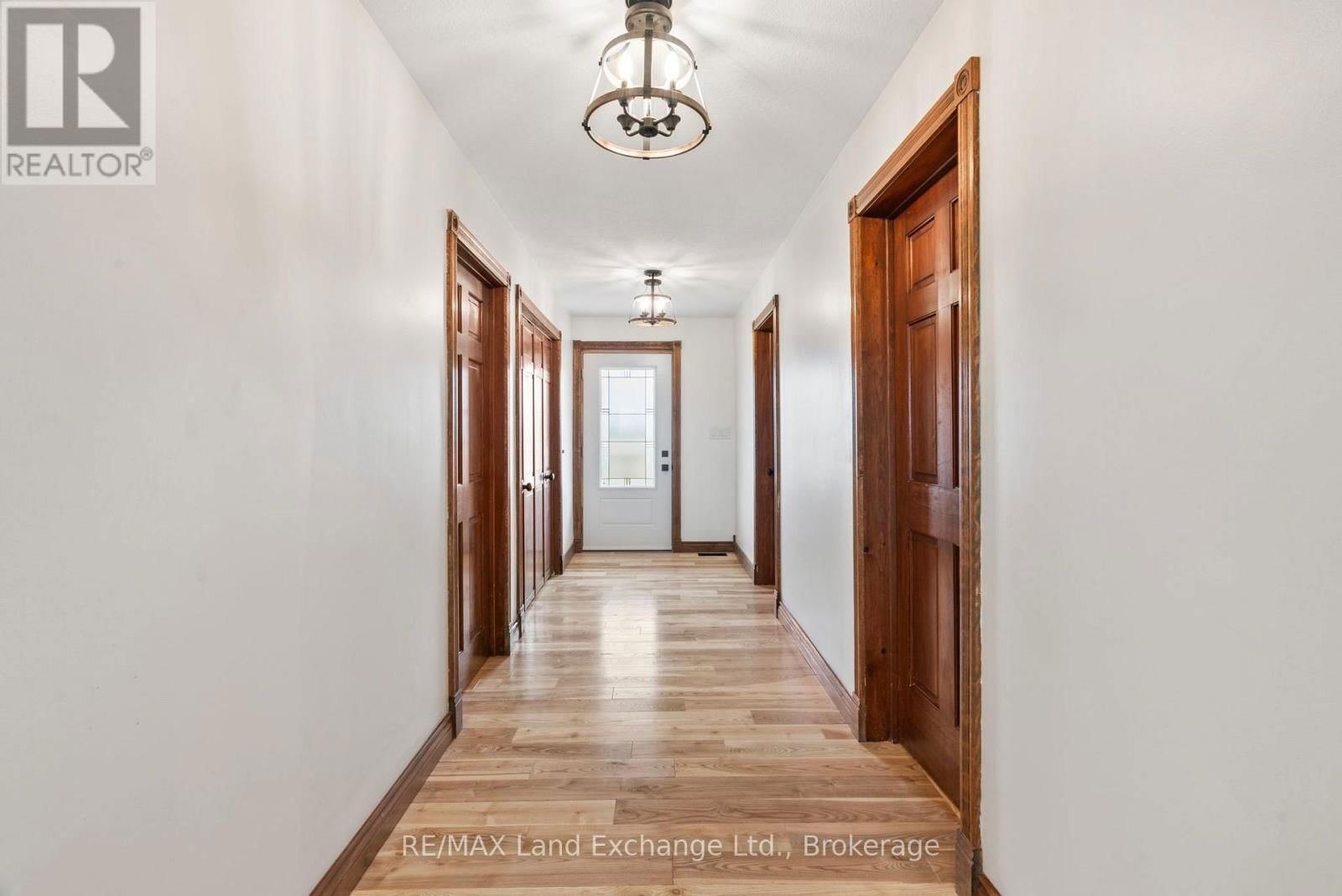 2344 BRUCE ROAD 20 Image 40