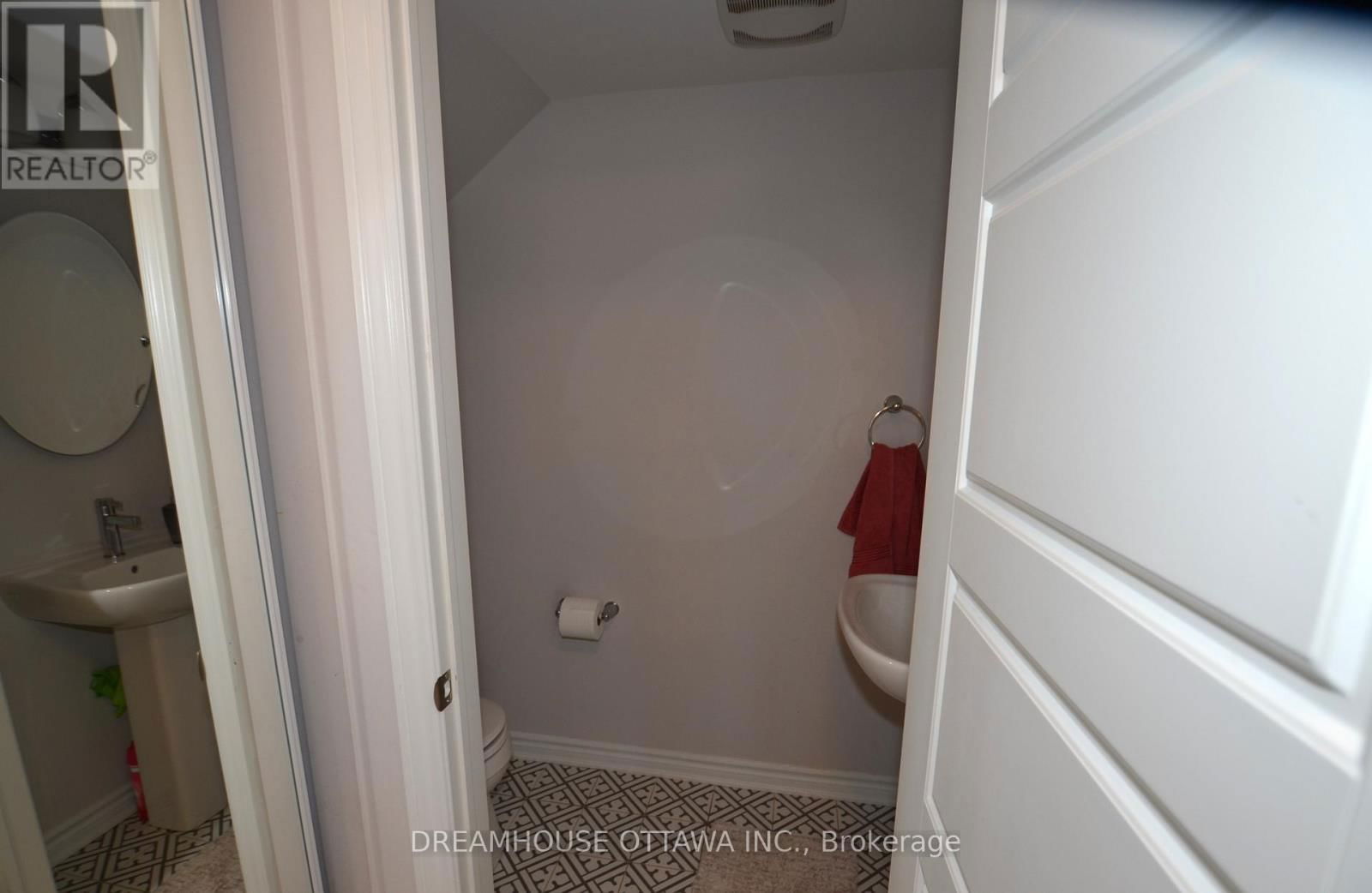322 PILOT PRIVATE Image 12