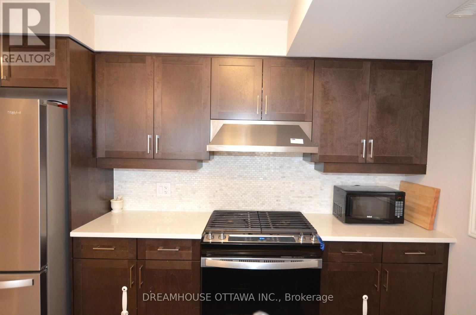 322 PILOT PRIVATE Image 9