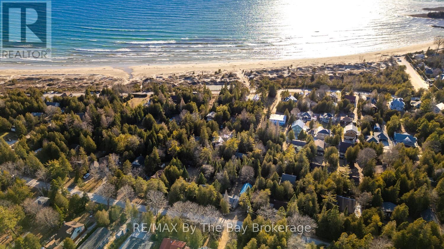 1120 KING EDWARD AVENUE Image 13