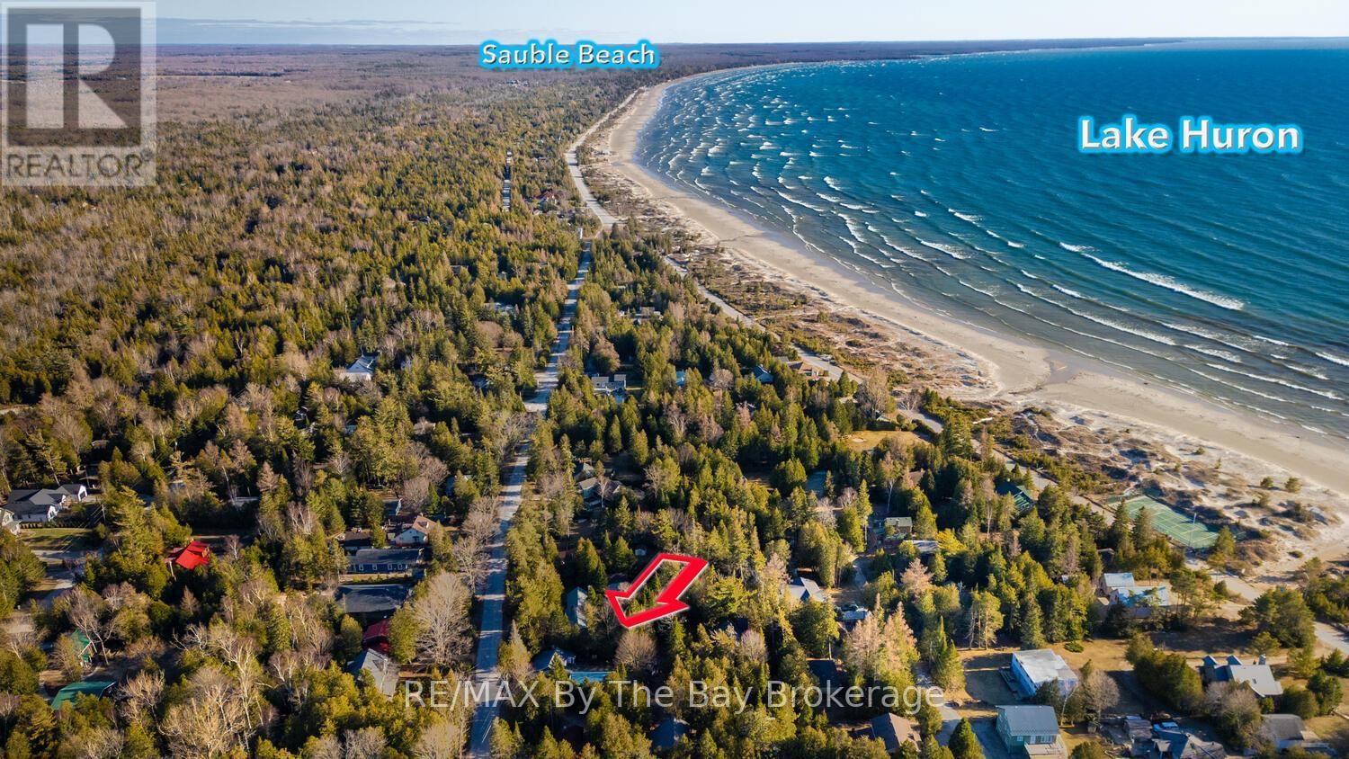 1120 KING EDWARD AVENUE Image 3