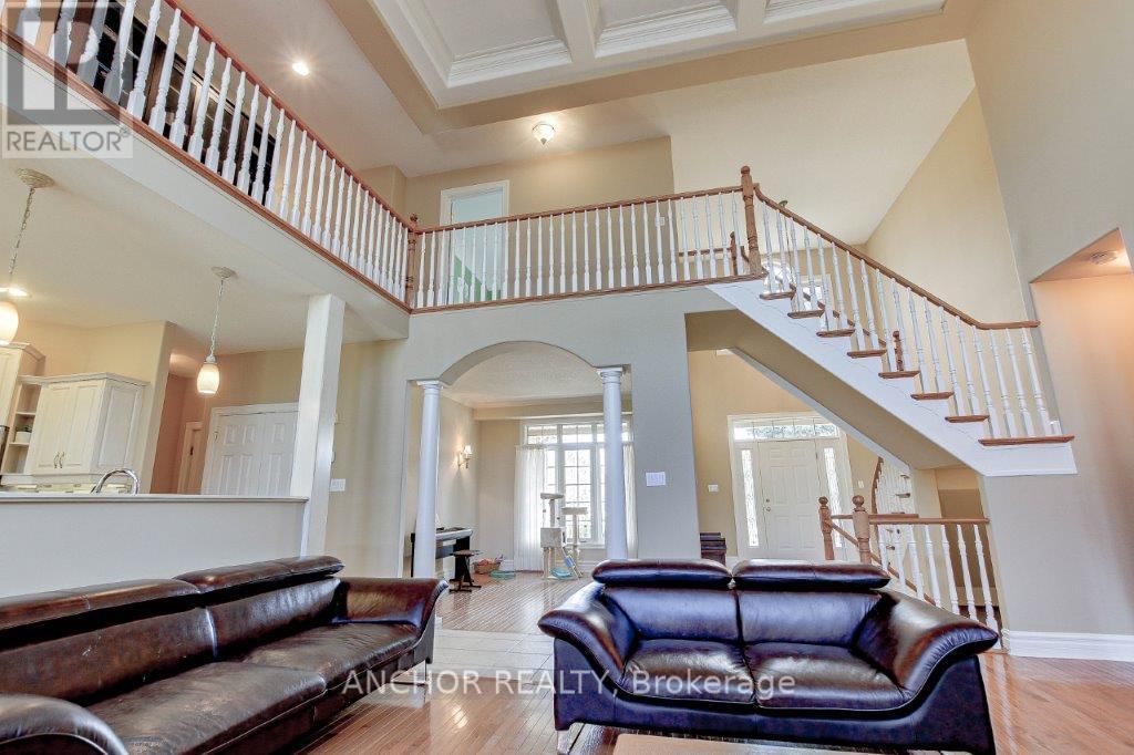 51 PINEHURST DRIVE WEST Image 18