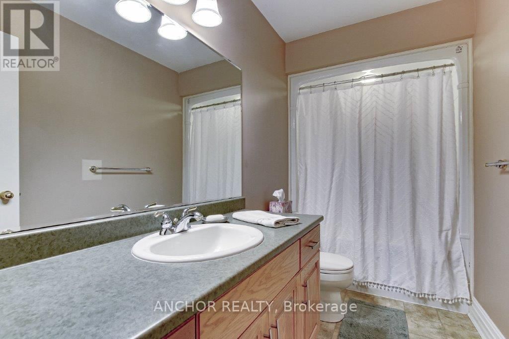 51 PINEHURST DRIVE WEST Image 22