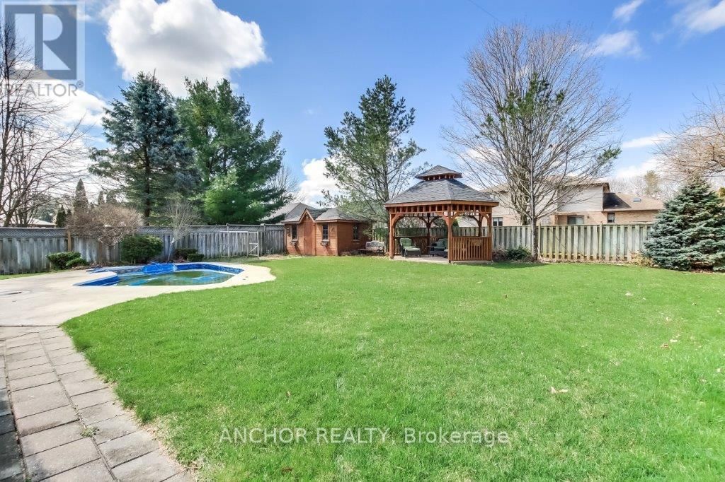 51 PINEHURST DRIVE WEST Image 36