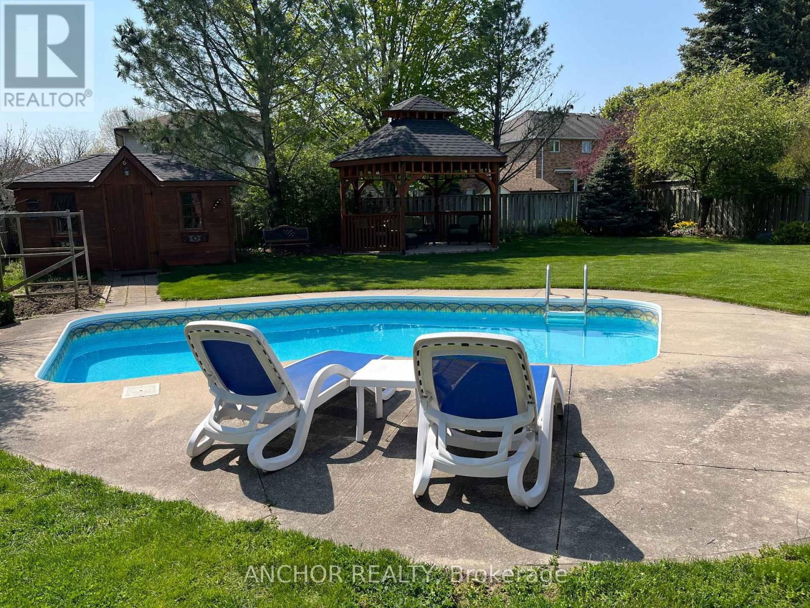 51 PINEHURST DRIVE WEST Image 41