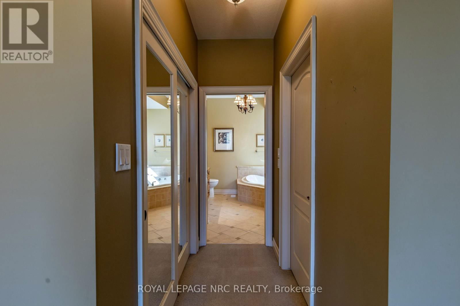 6 MUIRFIELD TRAIL Image 19