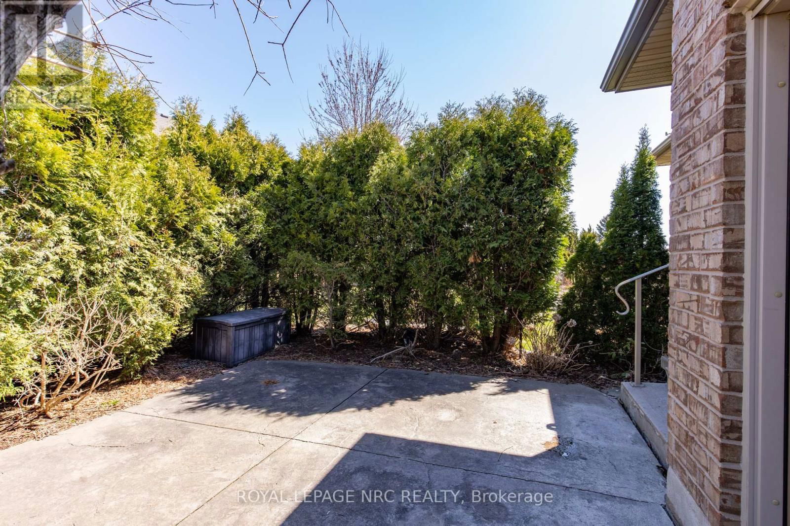 6 MUIRFIELD TRAIL Image 38