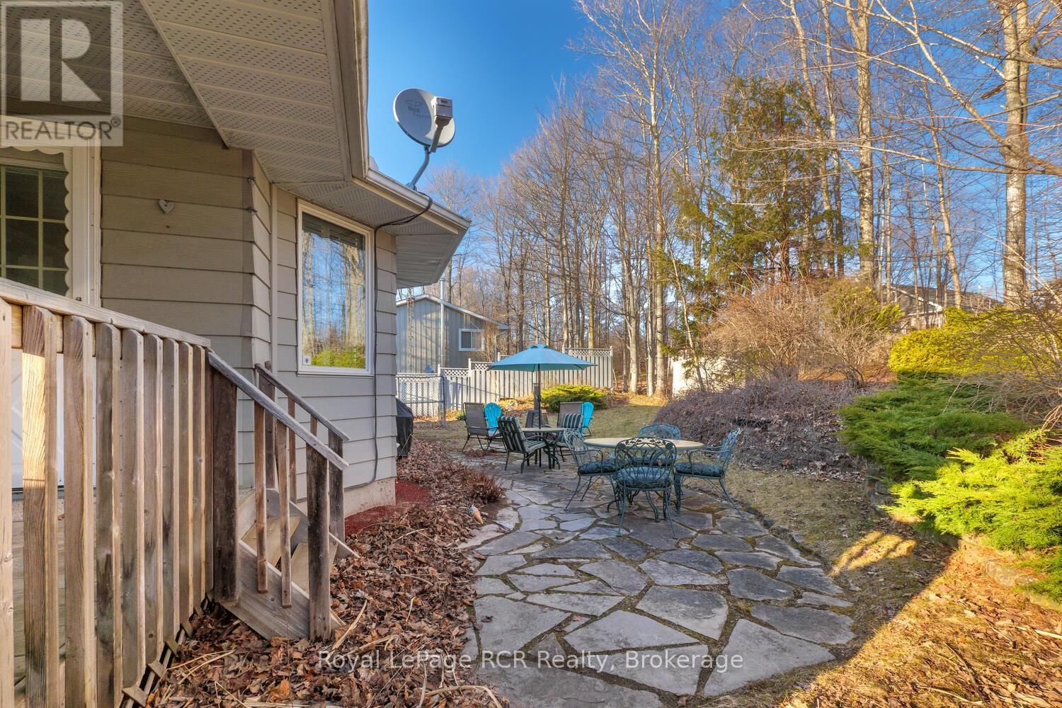27 CARSON LAKE CRESCENT Image 33