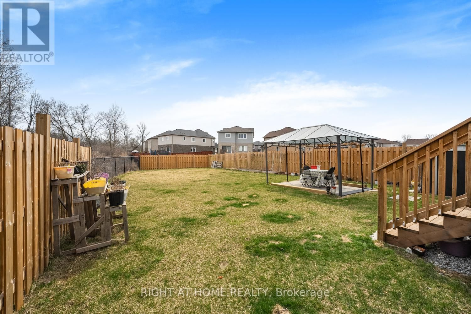 333 FORKS ROAD EAST Image 34