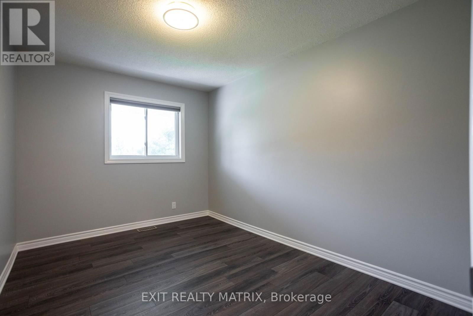 10 RALPH STREET Image 22