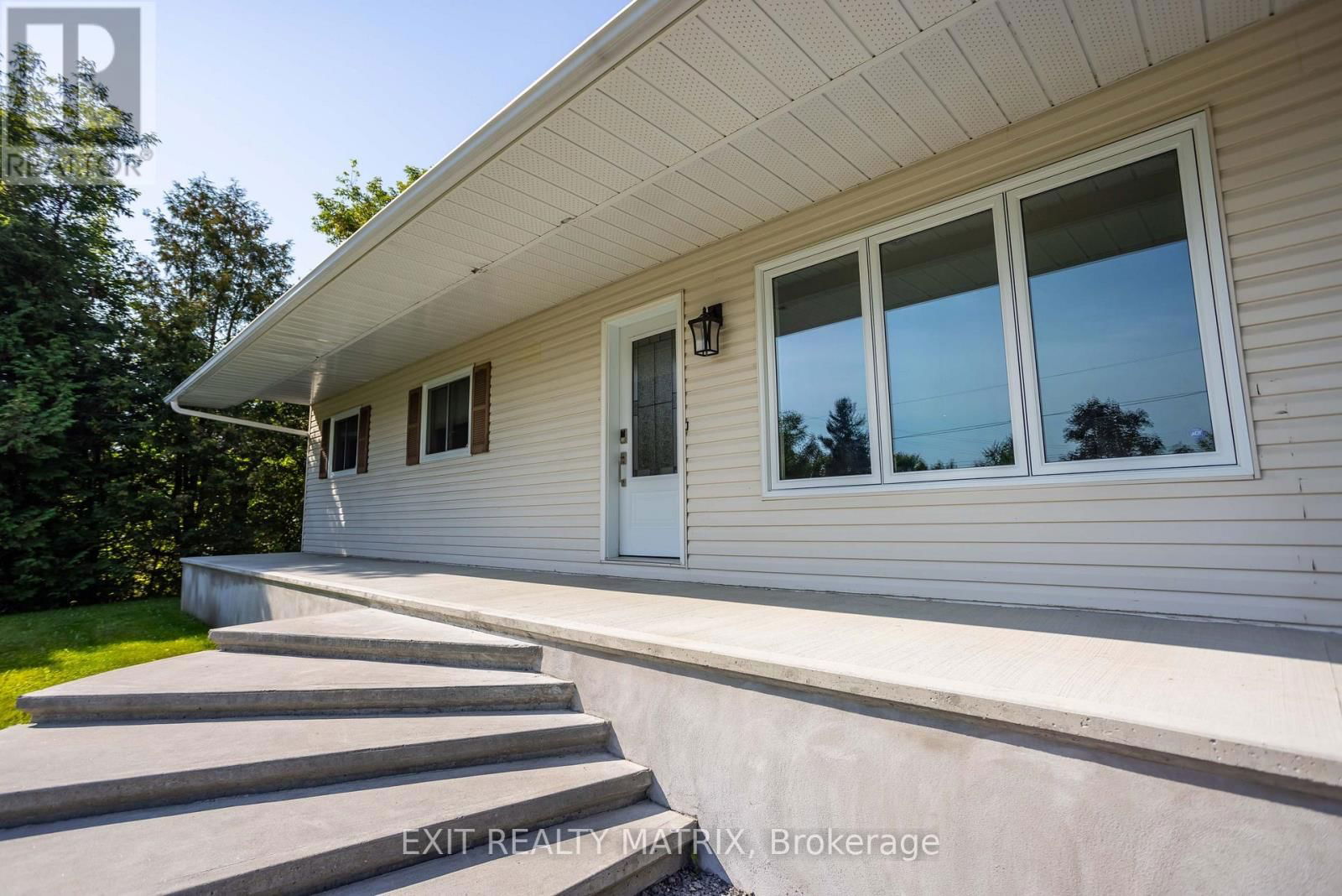 10 RALPH STREET Image 3