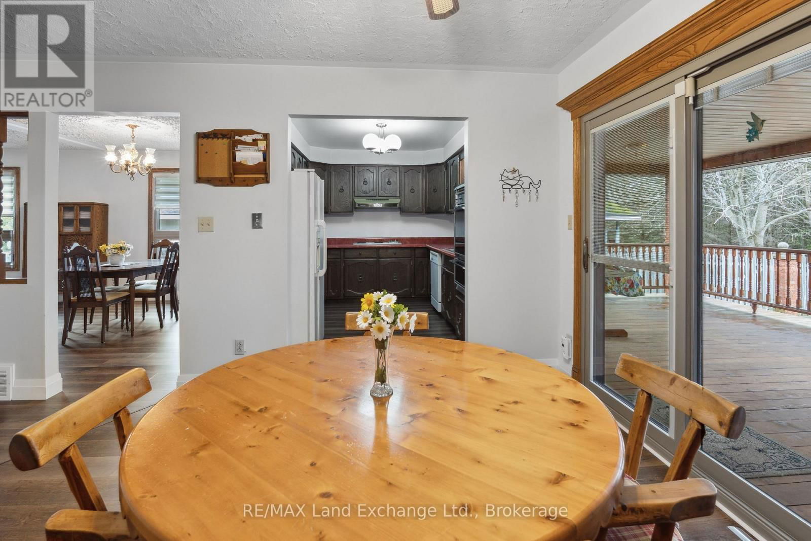 347 TYENDINAGA DRIVE Image 23