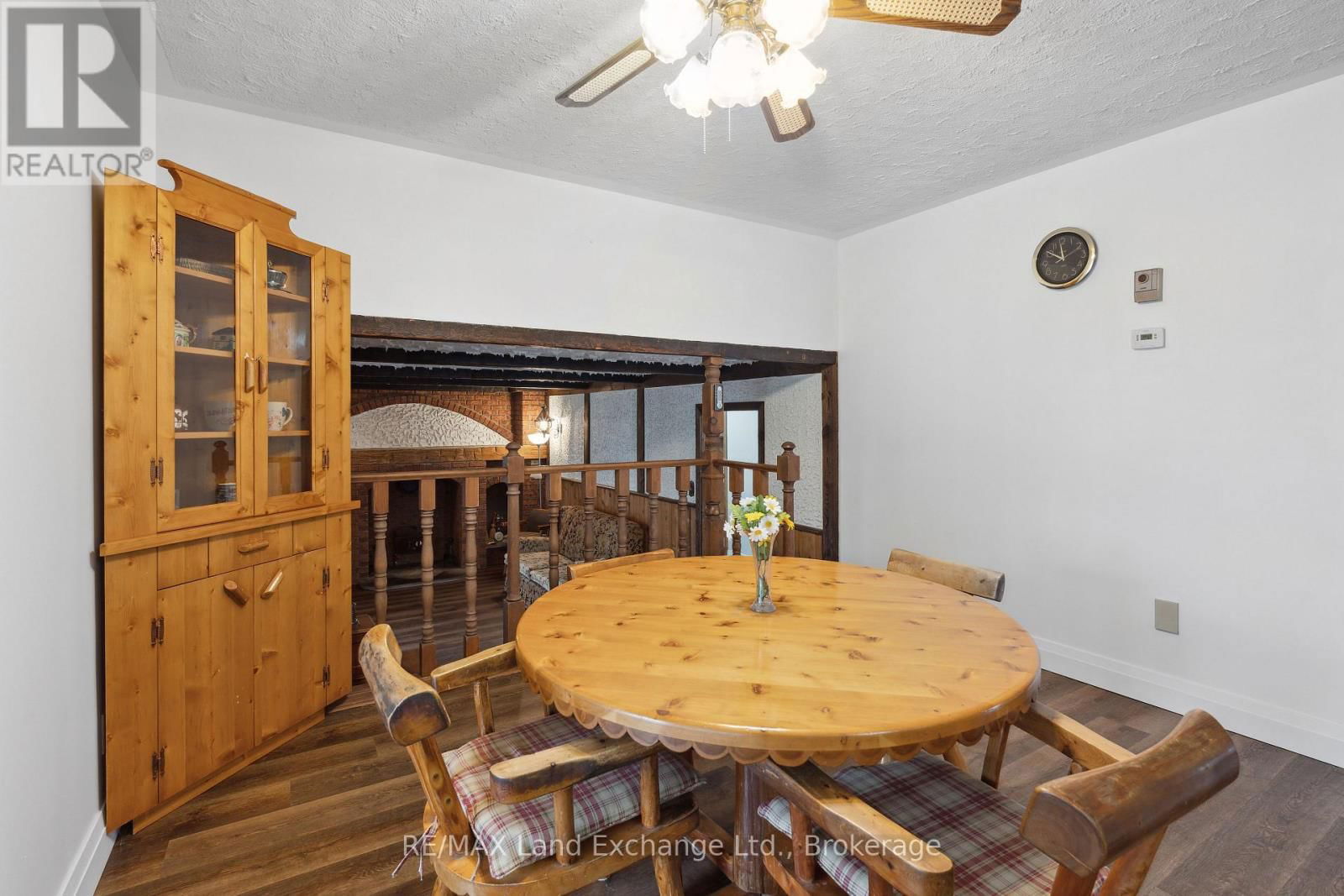 347 TYENDINAGA DRIVE Image 24