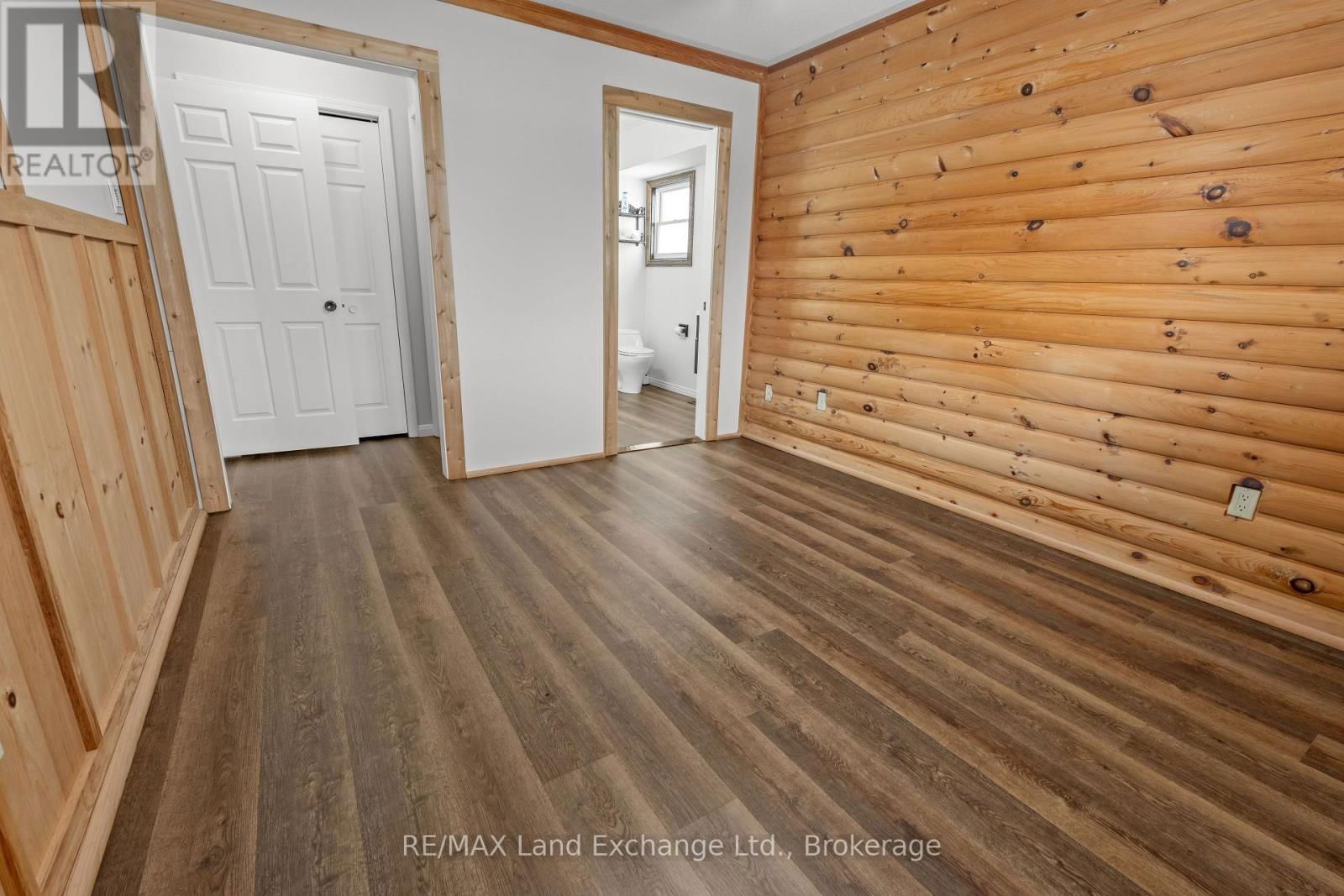 347 TYENDINAGA DRIVE Image 28