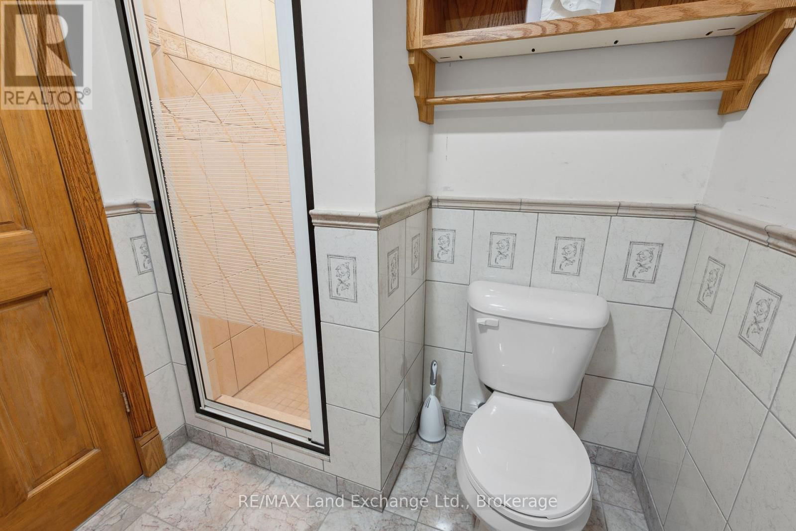 347 TYENDINAGA DRIVE Image 9
