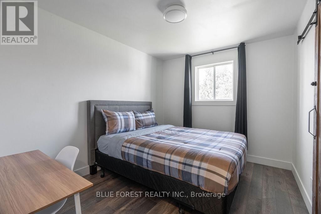 3 UPCOTT CRESCENT Image 15