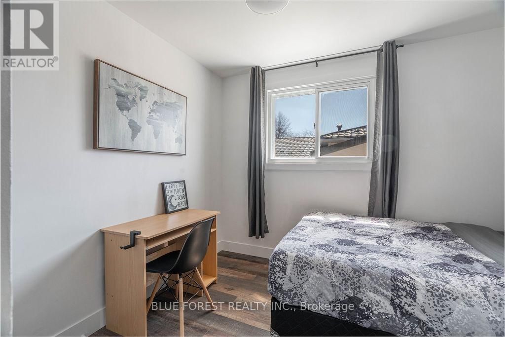 3 UPCOTT CRESCENT Image 18