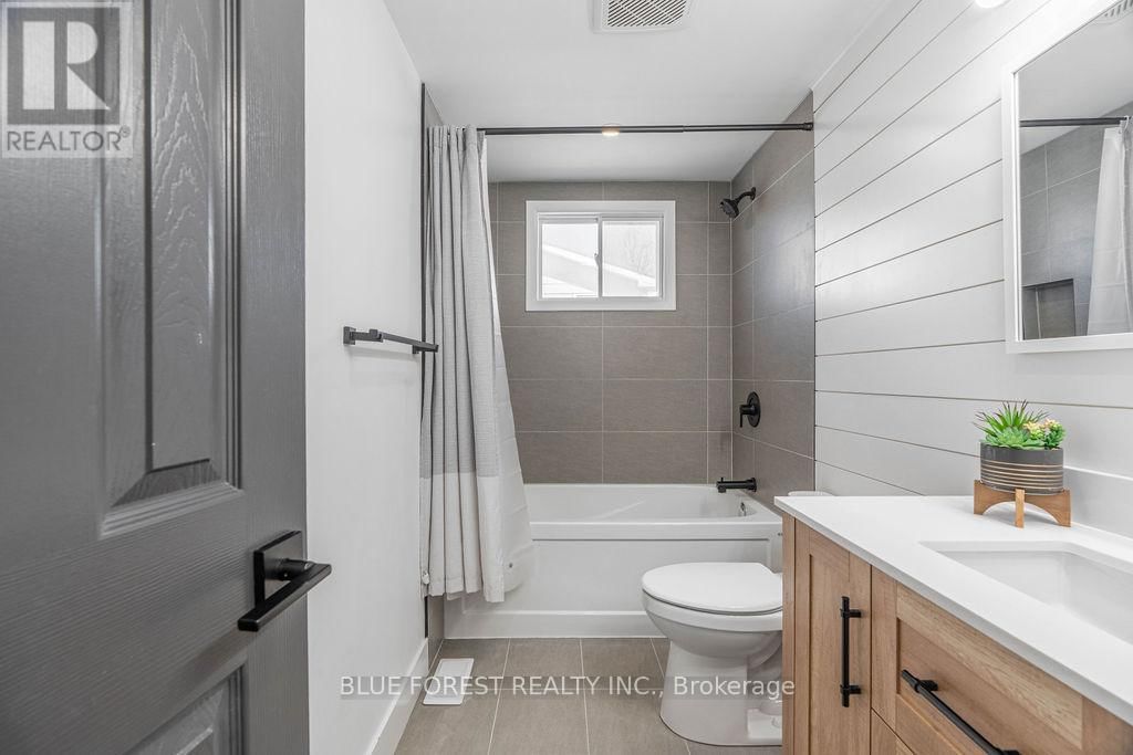 3 UPCOTT CRESCENT Image 20