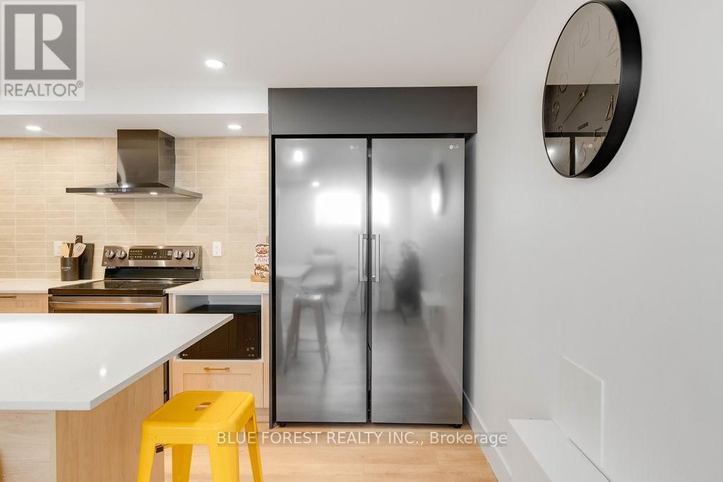 3 UPCOTT CRESCENT Image 28