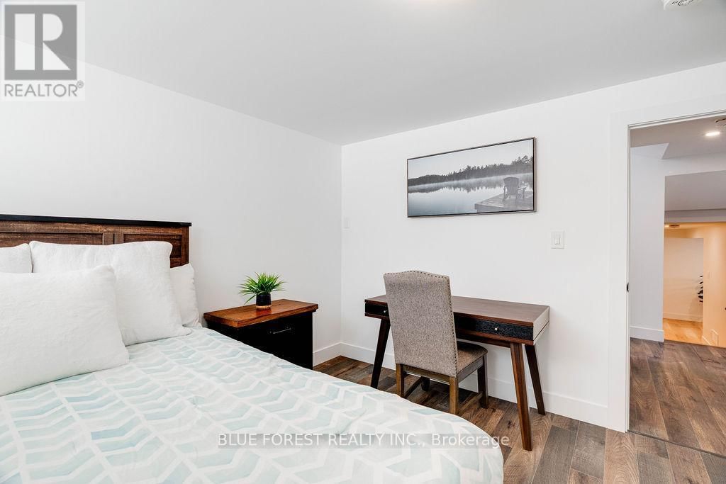 3 UPCOTT CRESCENT Image 37