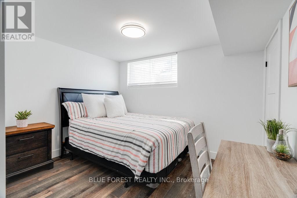 3 UPCOTT CRESCENT Image 39